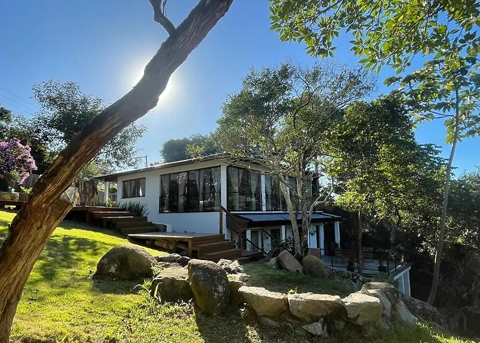 Casa Com Riacho Em Ratones, Florianopolis