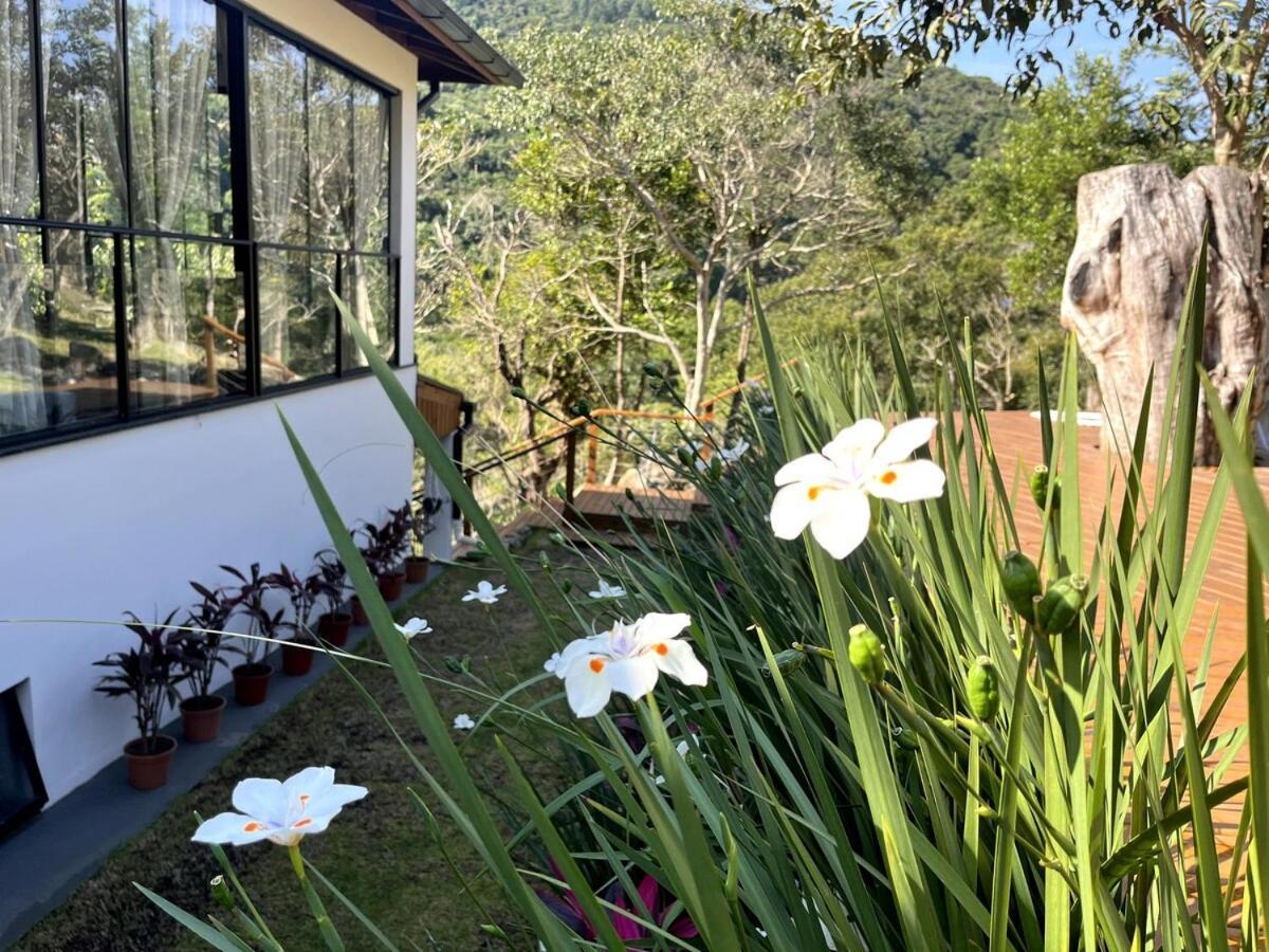 Сasa de vacaciones Casa Com Riacho Em Ratones, Florianópolis